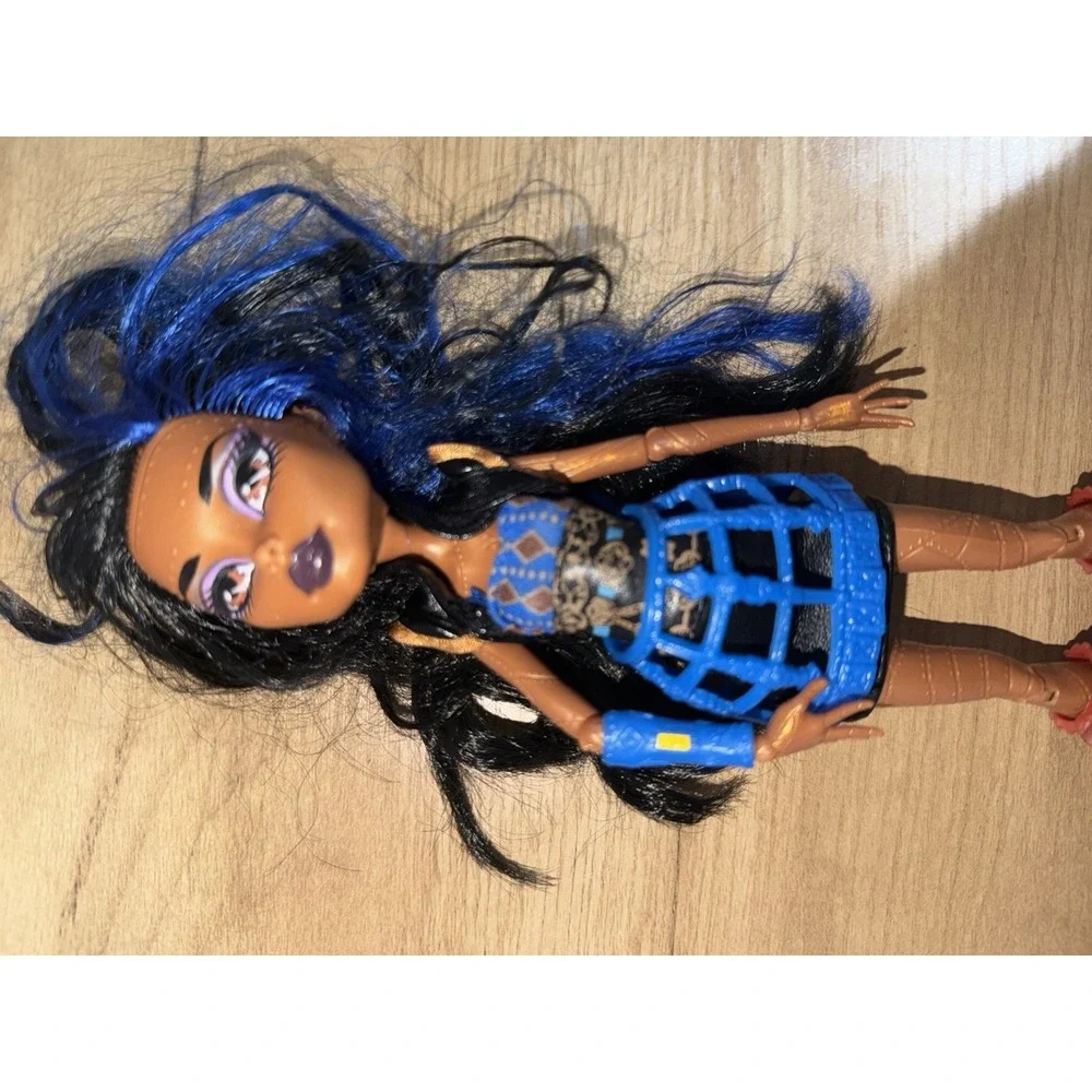 2011 Mattel Monster High Doll Robecca Steam First Wave W/ Clothes RARE